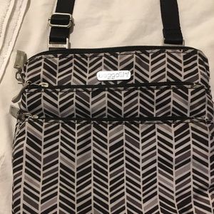 Baggallini Crossbody Nylon Pocket Zipped Handbag